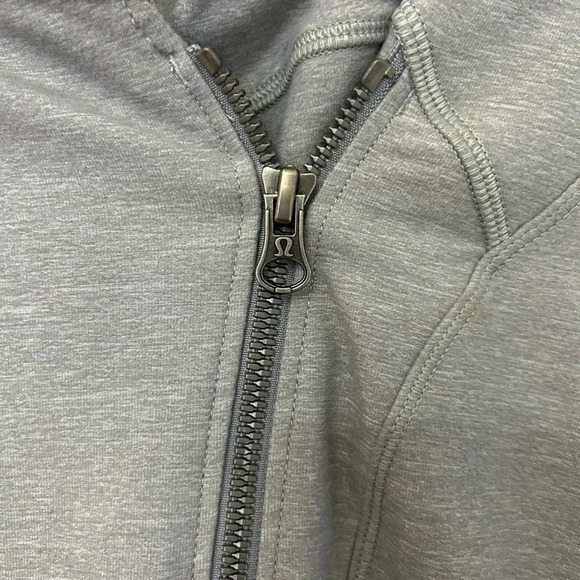 ! Lululemon Athletica Precision Asymmetrical Zip grey Jacket Womens 4 - Picture 5 of 7